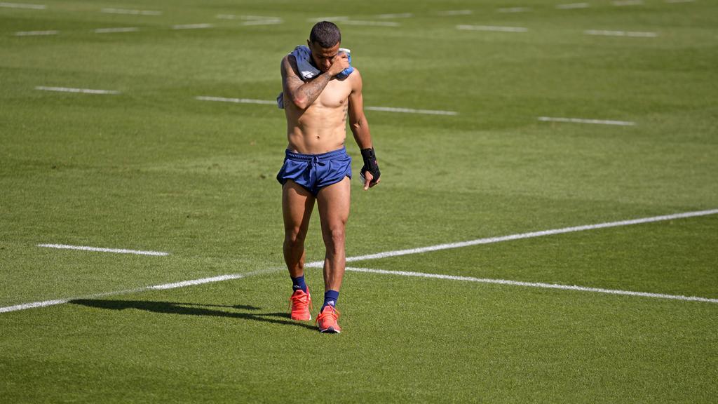 Thiago verlässt das Trainingslager des FC Bayern Thiago verlässt das Trainingslager des FC Bayern