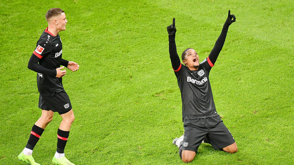 Bayer Leverkusen stürmte auf Platz eins der Bundesliga