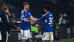 Soichiro Kozuki (r.) wird dem FC Schalke 04 wohl den Rest der Saison fehlen