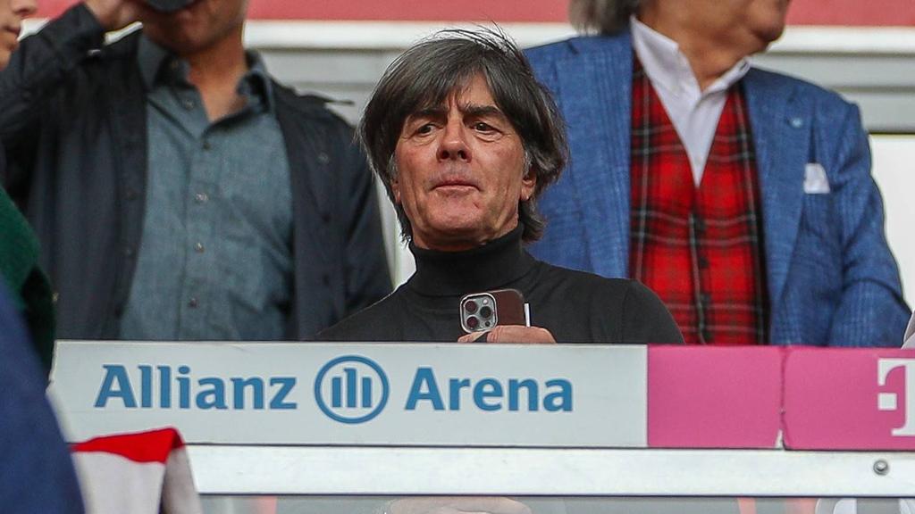 Vom FC Bayern überrascht: Joachim Löw