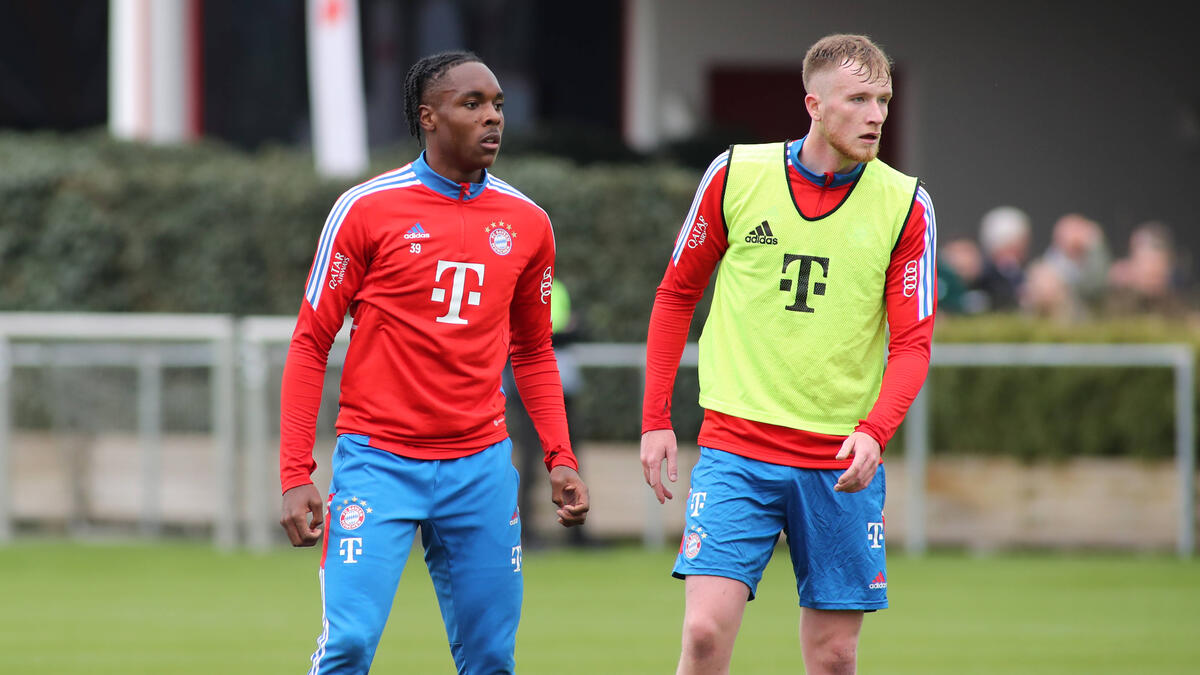 2019 kam Liam Morrison (r.) in den Nachwuchs des FC Bayern