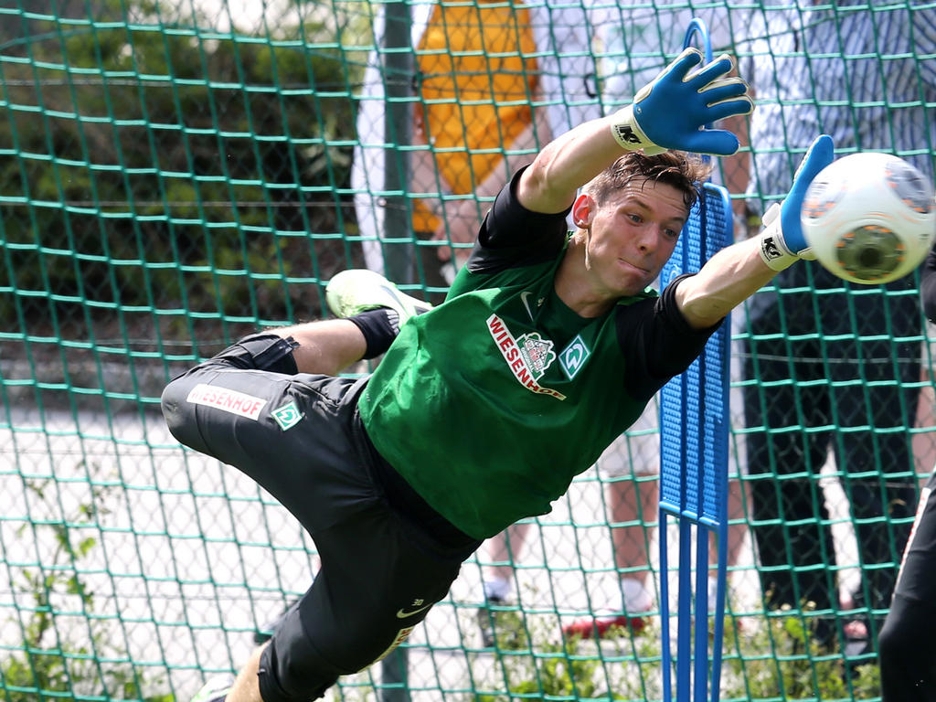 Richard Strebinger hofft auf seinen ersten Bundesligaeinsatz für Werder Bremen Richard Strebinger hofft auf seinen ersten Bundesligaeinsatz für Werder Bremen