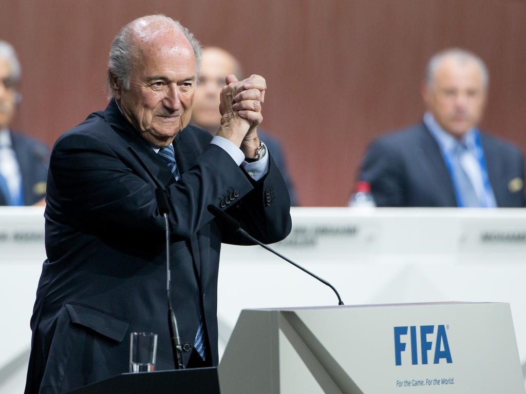 Blatter sigue dirigiendo la FIFA pero su intención es dimitir como presidente. (Foto: Getty)