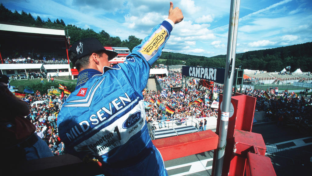 Michael Schumacher gewann in der Saison 1994 seinen ersten WM-Titel Michael Schumacher gewann in der Saison 1994 seinen ersten WM-Titel