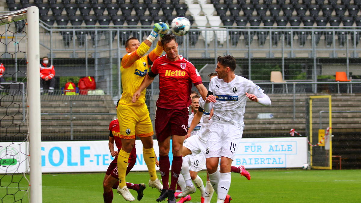 Keinen Sieger gab es im Duell zwischen Sandhausen und Regensburg Keinen Sieger gab es im Duell zwischen Sandhausen und Regensburg