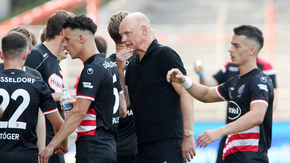 Uwe Rösler will mit Fortuna Düsseldorf in die Bundesliga zurückkehren Uwe Rösler will mit Fortuna Düsseldorf in die Bundesliga zurückkehren