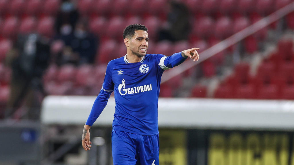 Der Schalker Omar Mascarell hat keine Probleme mit einem Gehaltsverzicht Der Schalker Omar Mascarell hat keine Probleme mit einem Gehaltsverzicht
