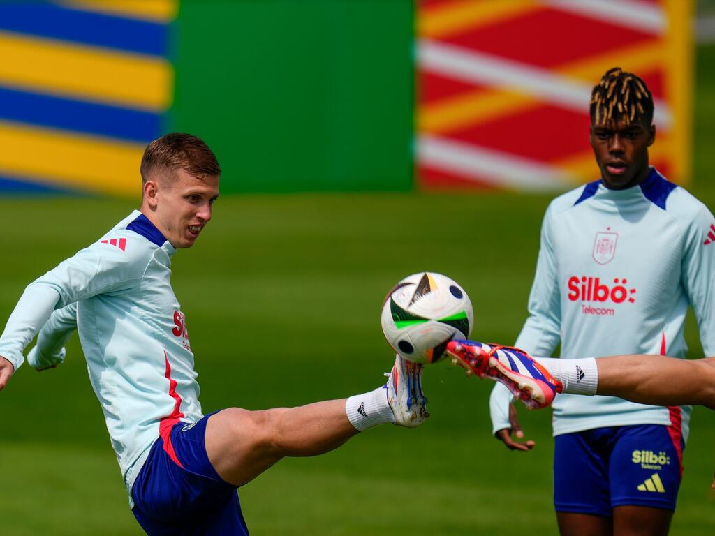 Spaniens Dani Olmo beim Training in Donaueschingen.