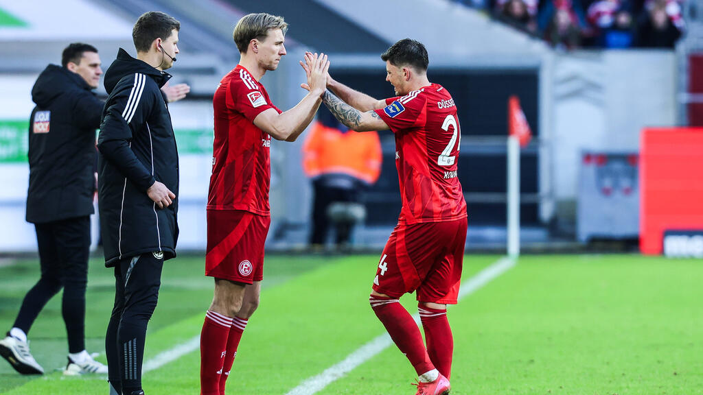Wechselt Vincent Vermeij (l.) von Fortuna Düsseldorf zu Dynamo Dresden? Wechselt Vincent Vermeij (l.) von Fortuna Düsseldorf zu Dynamo Dresden?
