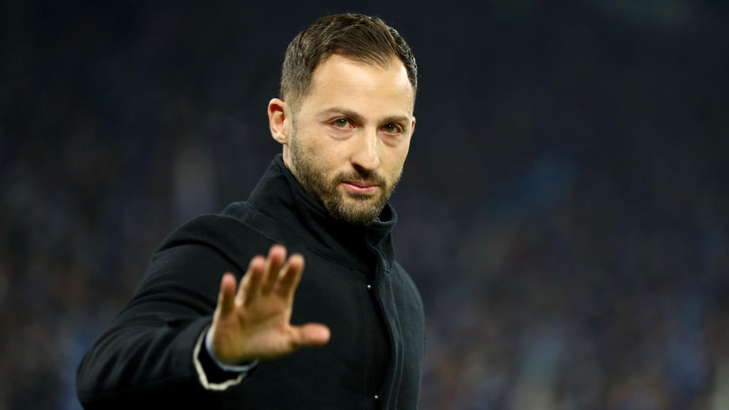 Domenico Tedesco verteidigt die Degradierung von Ralf Fährmann beim FC Schalke