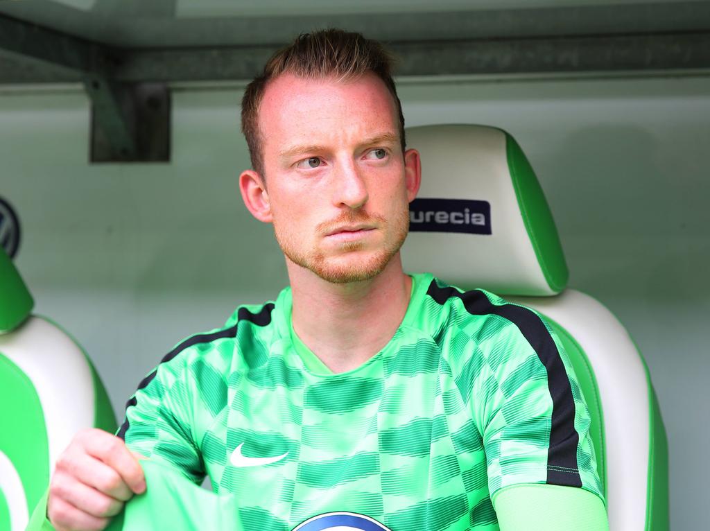 Maximilian Arnold spielt seit 2009 beim VfL Wolfsburg Maximilian Arnold spielt seit 2009 beim VfL Wolfsburg