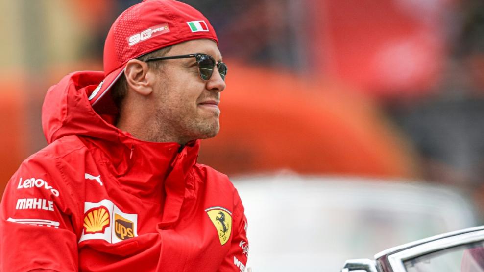 Sebastian Vettel ist vierfacher Formel-1-Weltmeister Sebastian Vettel ist vierfacher Formel-1-Weltmeister