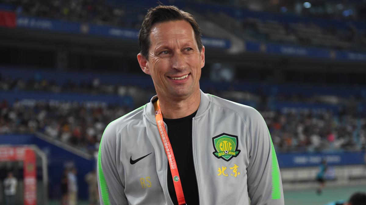 Roger Schmidt ist neuer Trainer von PSV Eindhoven Roger Schmidt ist neuer Trainer von PSV Eindhoven