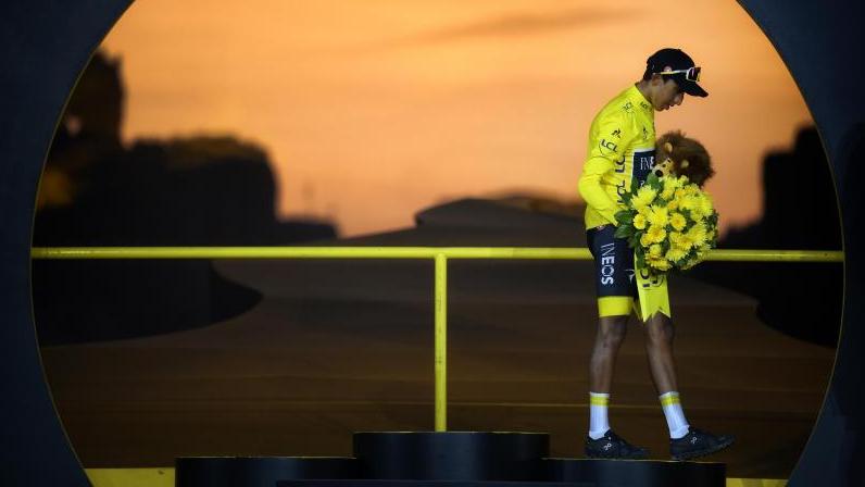 Egan Bernal hat 2019 die Tour de France gewonnen Egan Bernal hat 2019 die Tour de France gewonnen
