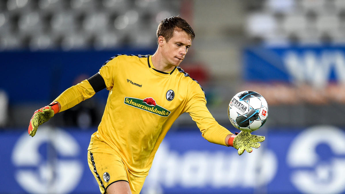 Angeblich ein Kandidat beim FC Schalke 04: Alexander Schwolow Angeblich ein Kandidat beim FC Schalke 04: Alexander Schwolow