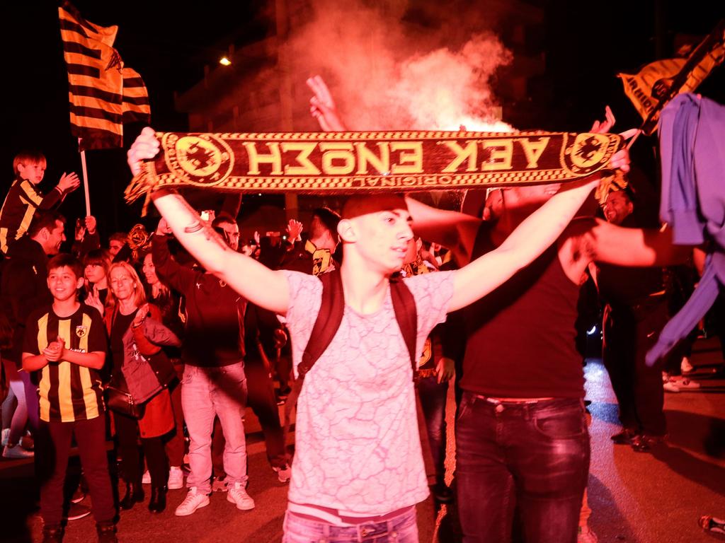 Grenzenloser Jubel bei den Fans von AEK Athen