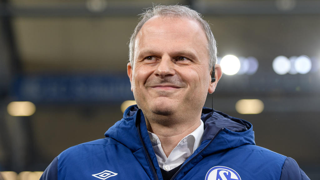 Holt Schalke-Sportvorstand Jochen Schneider einen neuen Stürmer?