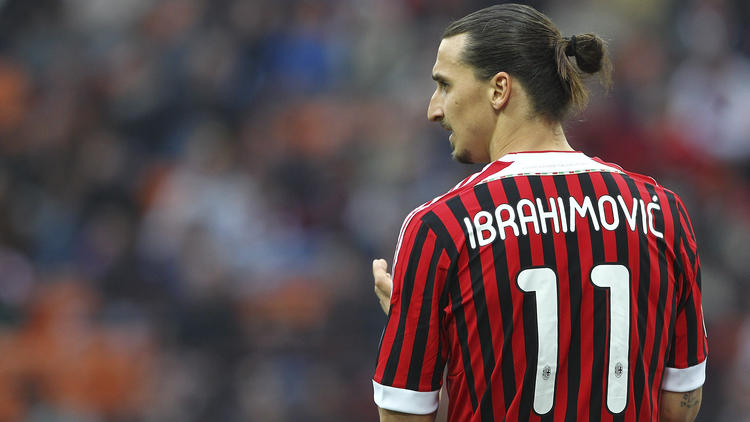 Ibrahimović zu Adidas? Zlatan Ibrahimović spielt in Ibrahimović zu Adidas? Zlatan Ibrahimović spielt in