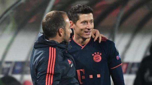 Bayern-Trainer Flick schwärmt von seinem Stürmer Lewandowski Bayern-Trainer Flick schwärmt von seinem Stürmer Lewandowski