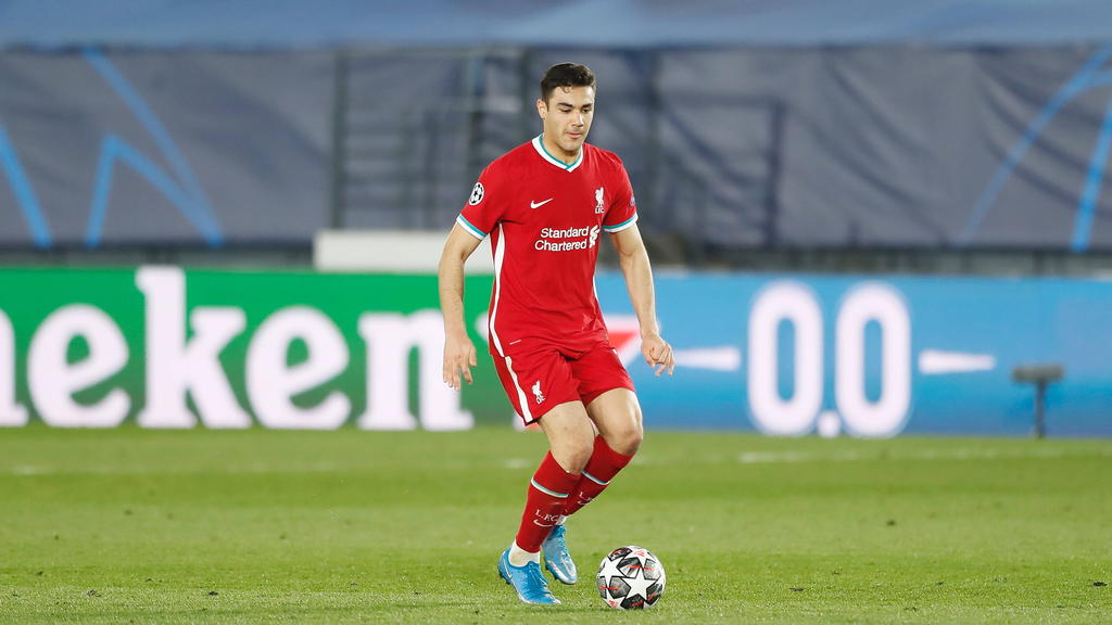 Schalke-Leihgabe Ozan Kabak wird mit Jürgen Klopp über einen Verbleib in Liverpool sprechen Schalke-Leihgabe Ozan Kabak wird mit Jürgen Klopp über einen Verbleib in Liverpool sprechen