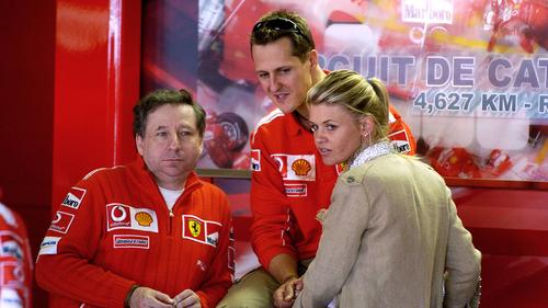 Corinna (r.) und Michael (M.) Schumacher zu Ferrari-Zeiten