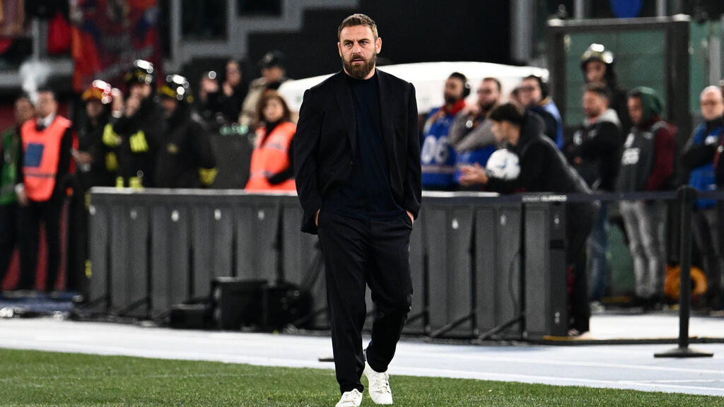 Im Halbfinal-Rückspiel muss De Rossi mit seinem Team einen 0:2-Rückstand drehen Im Halbfinal-Rückspiel muss De Rossi mit seinem Team einen 0:2-Rückstand drehen