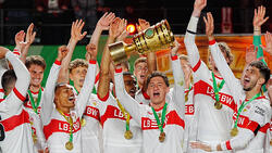 Stuttgart feiert mit dem Pokal