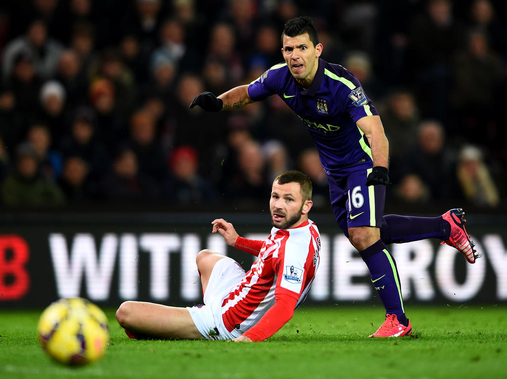 Agüero abrió el marcador ante el Stoke City. (Foto: Getty)