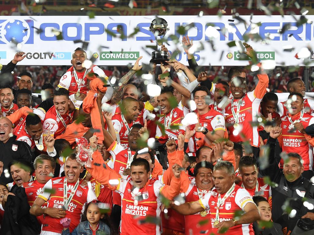 Independiente de Santa Fe celebra su título de Copa Sudamericana. (Foto: Imago)