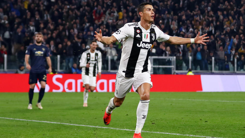 Cristiano Ronaldo hat wohl einige kuriose Vereinbarungen mit seinen Privatangestellten getroffen Cristiano Ronaldo hat wohl einige kuriose Vereinbarungen mit seinen Privatangestellten getroffen