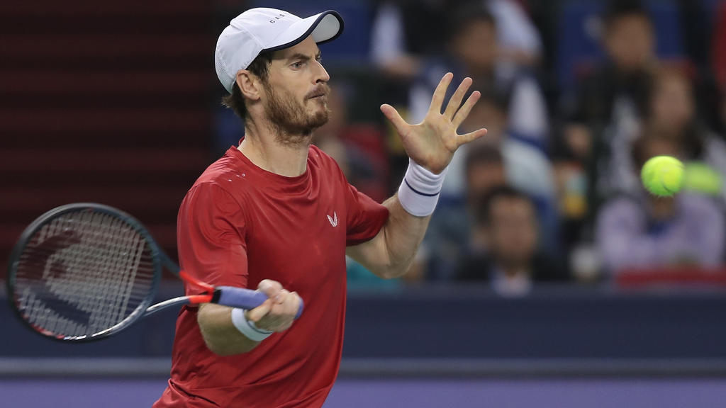 Andy Murray hat den ersten Turniersieg nach seinem Comeback errungen Andy Murray hat den ersten Turniersieg nach seinem Comeback errungen