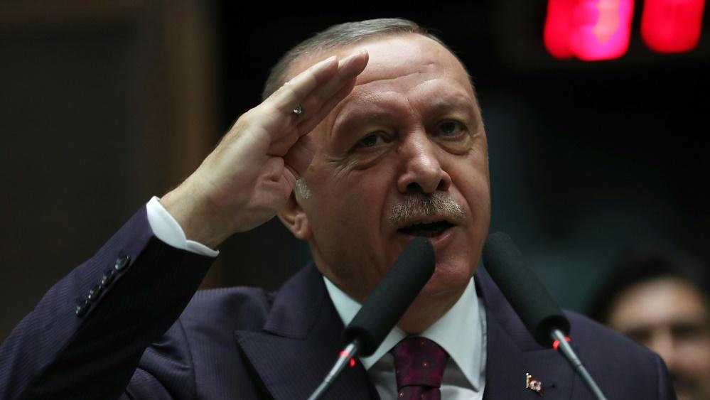 Recep Tayyip Erdogan kritisiert die UEFA