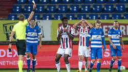 Kwasi Wriedt (M.) flog gegen Zwolle vom Platz