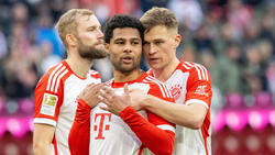 Verlassen Joshua Kimmich (r.) und Serge Gnabry (M.) den FC Bayern?