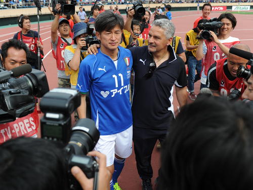 Kazuyoshi Miura verlängert noch einmal