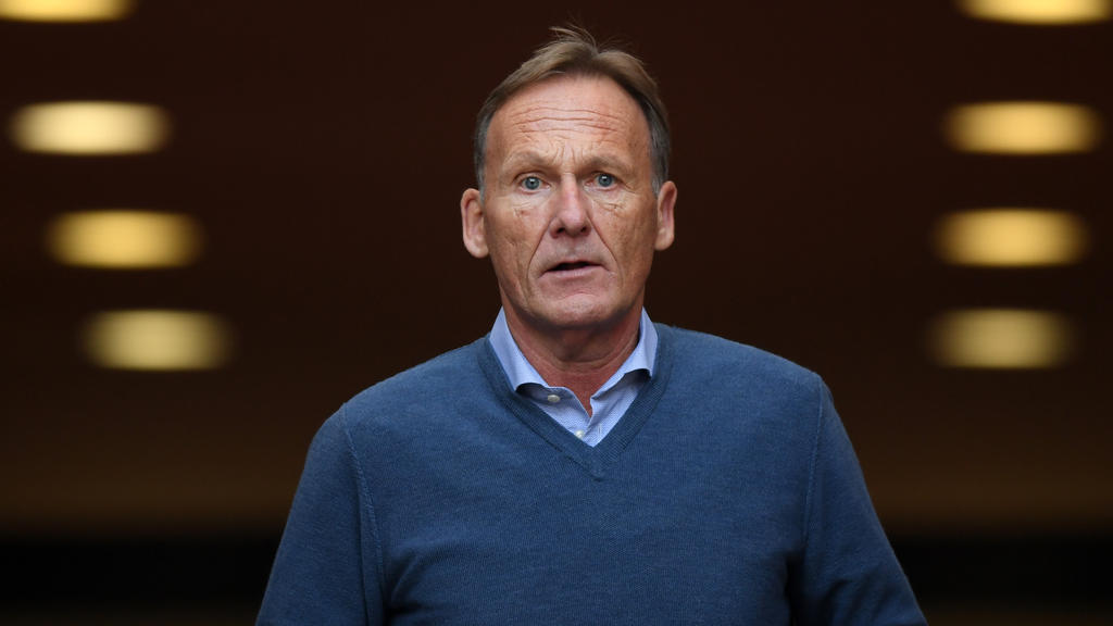 Hans-Joachim Watzke hat dem BVB die Favoritenrolle aberkannt und sie dem FC Bayern zugeschoben Hans-Joachim Watzke hat dem BVB die Favoritenrolle aberkannt und sie dem FC Bayern zugeschoben