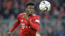 Alphonso Davies hat sich eine leichte Bänderdehnung im rechten Knie zugezogen