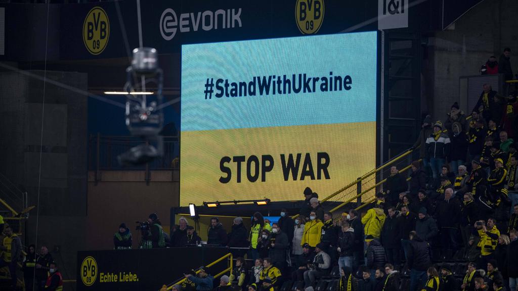 Die Botschaft bei BVB vs. RB Leipzig war eindeutig: Stoppt den Krieg!