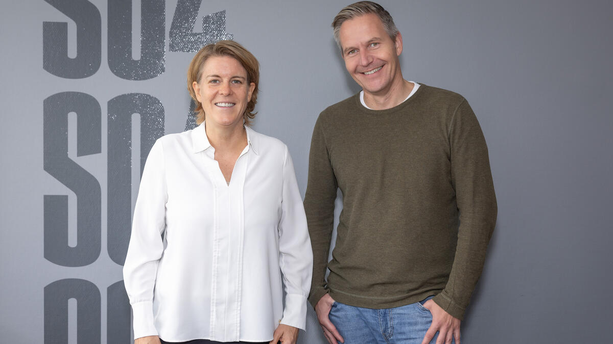 Verlängerte ihren Vertrag beim FC Schalke 04: Christina Rühl-Hamers (l.)