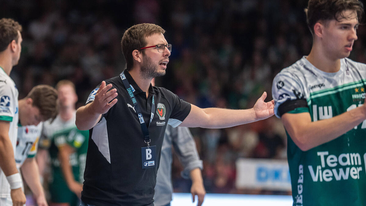 Jaron Siewert ist von der Füchse-Führung komplett enttäuscht