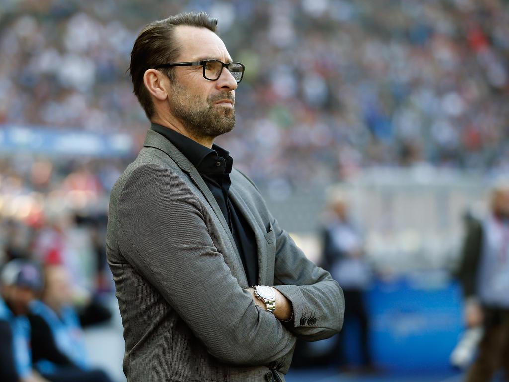 Michael Preetz sieht die Hertha nicht als Bayern-Jäger