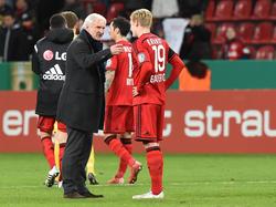 Völler (l.) will Brandt in Leverkusen halten