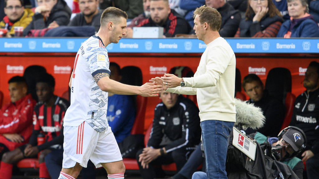 Niklas Süle (l.) wird mit einem Abschied vom FC Bayern in Verbindung gebracht