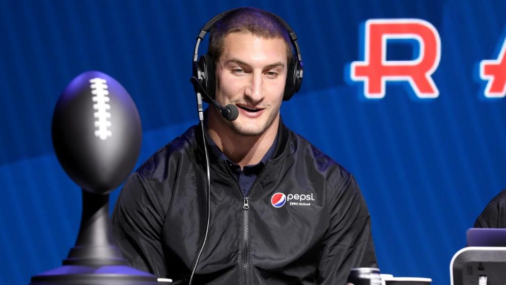 Joey Bosa hat einen Rekorddeal abgeschlossen Joey Bosa hat einen Rekorddeal abgeschlossen