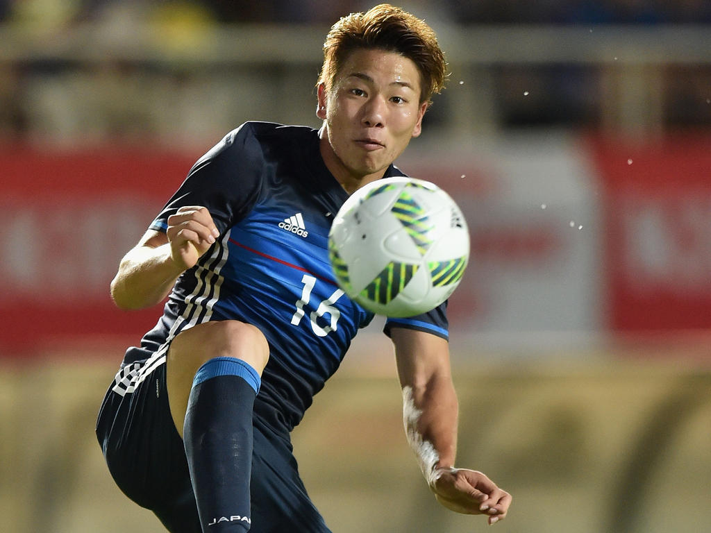 Takuma Asano könnte bald das Trikot des FC Arsenal tragen