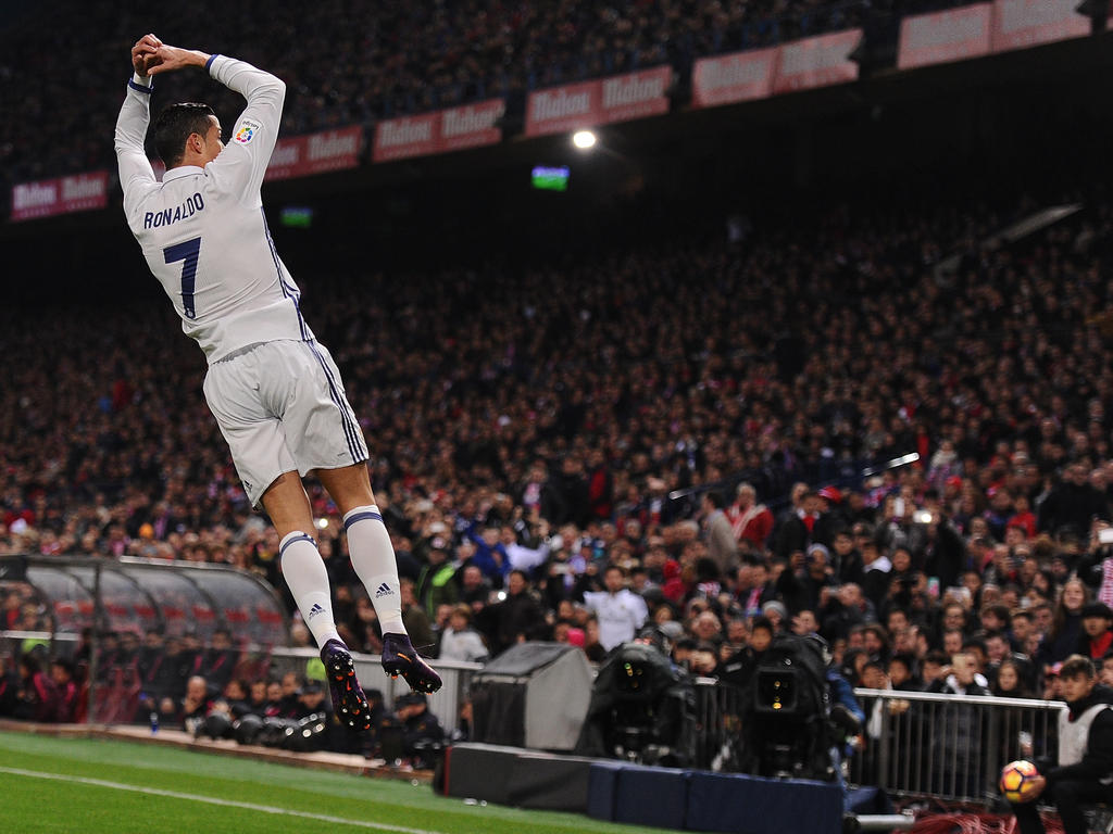 Ronaldo celebra un gol en el Calderón contra el Atlético. (Foto: Getty)