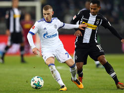 Schalke 04 kämpft um den Verbleib von Max Meyer (l.)