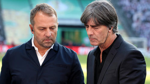 Überraschungsgerüche um Hansi Flick (l.) und Jogi Löw