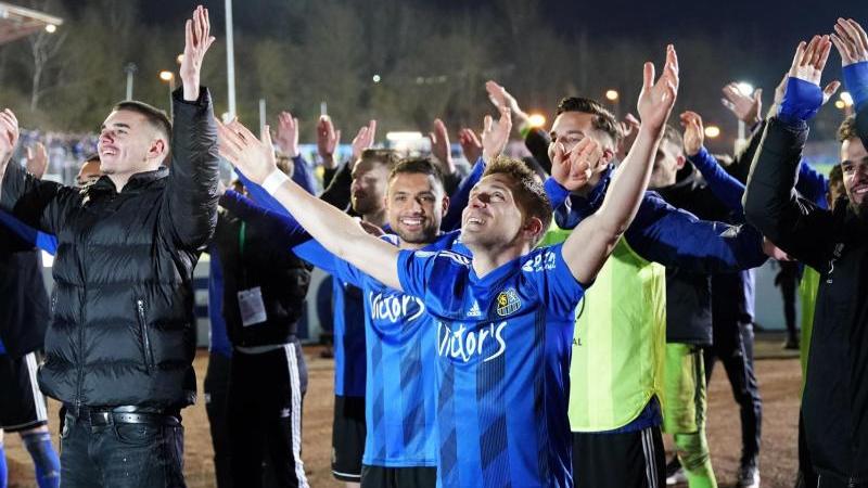 Der FC Saarbrücken feierte den Sieg bis in die Morgenstunden Der FC Saarbrücken feierte den Sieg bis in die Morgenstunden