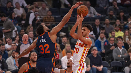 NBA-Star Karl-Anthony Towns (l.) mühte sich vergebens mit den Knicks